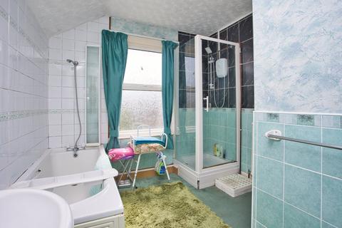 16 Chevalier Road, Dover, CT17 9PG