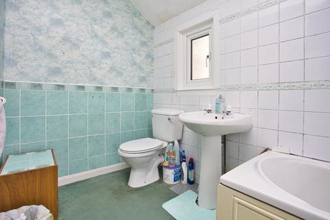 16 Chevalier Road, Dover, CT17 9PG