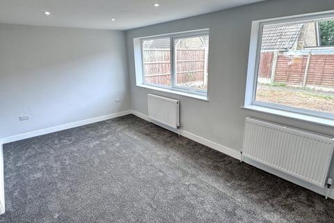 3 bedroom detached house to rent, Correen Close, Lincoln, Lincolnshire, LN5