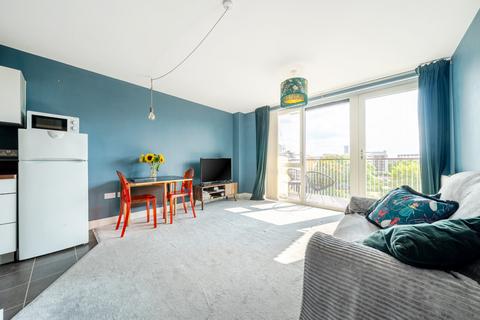 1 bedroom apartment for sale, Harston Walk, London, E3