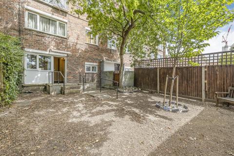 4 bedroom maisonette for sale, Batman Close, W12