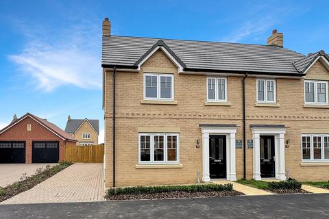 2 bedroom semi-detached house for sale, Pine Way, Elmstead, Colchester, CO7