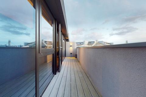 3 bedroom flat to rent, New Horizons Court