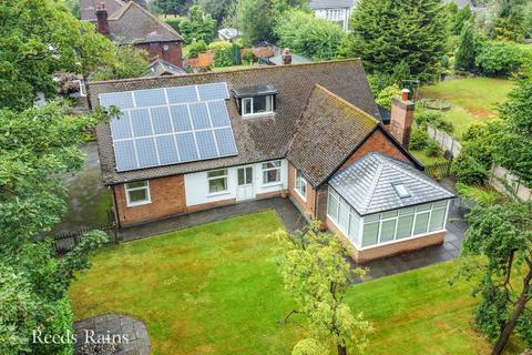 5 bedroom bungalow for sale, Offerton Road, Stockport SK7