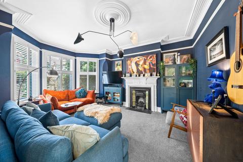 25 Aberdeen Road, London, NW10 1LU