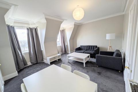 2 bedroom flat to rent, Union Grove, Aberdeen, AB10