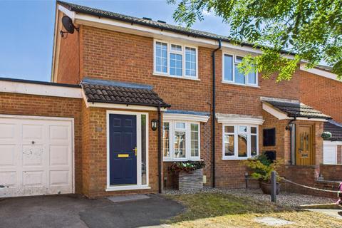 2 bedroom semi-detached house for sale, Acacia Avenue, Owlsmoor, Sandhurst, Berkshire, GU47