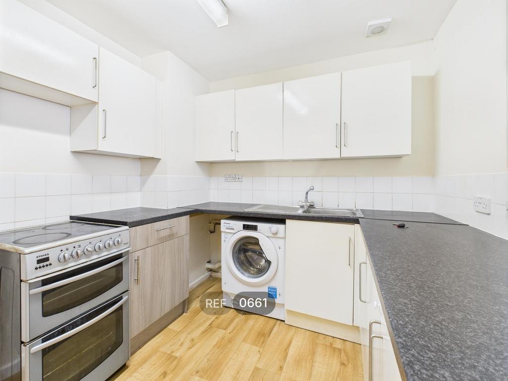 Kitchen & Living area