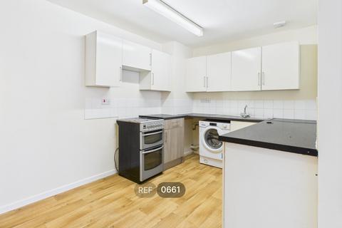 2 bedroom apartment to rent, Phoenix House, High Street, HU1 1NR