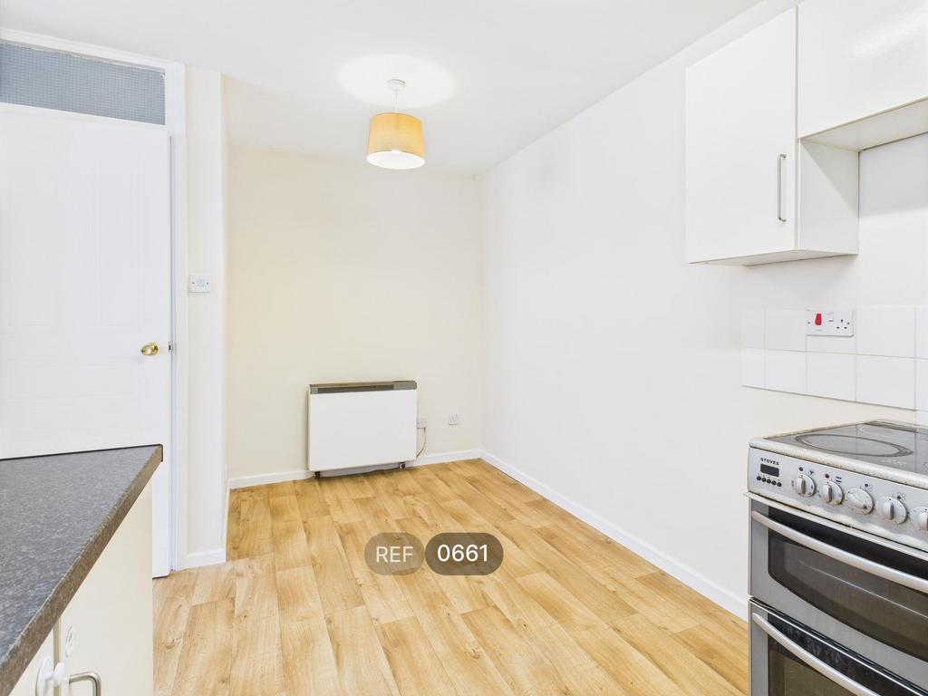 Kitchen & Living area