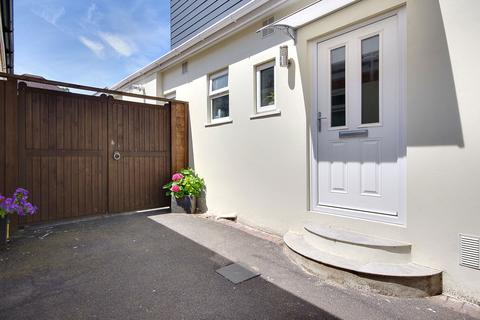 5 bedroom detached house for sale, Strathmore Road, Bournemouth BH9