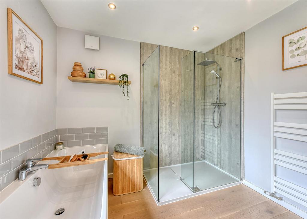78 Orton Lane-bath2.jpg