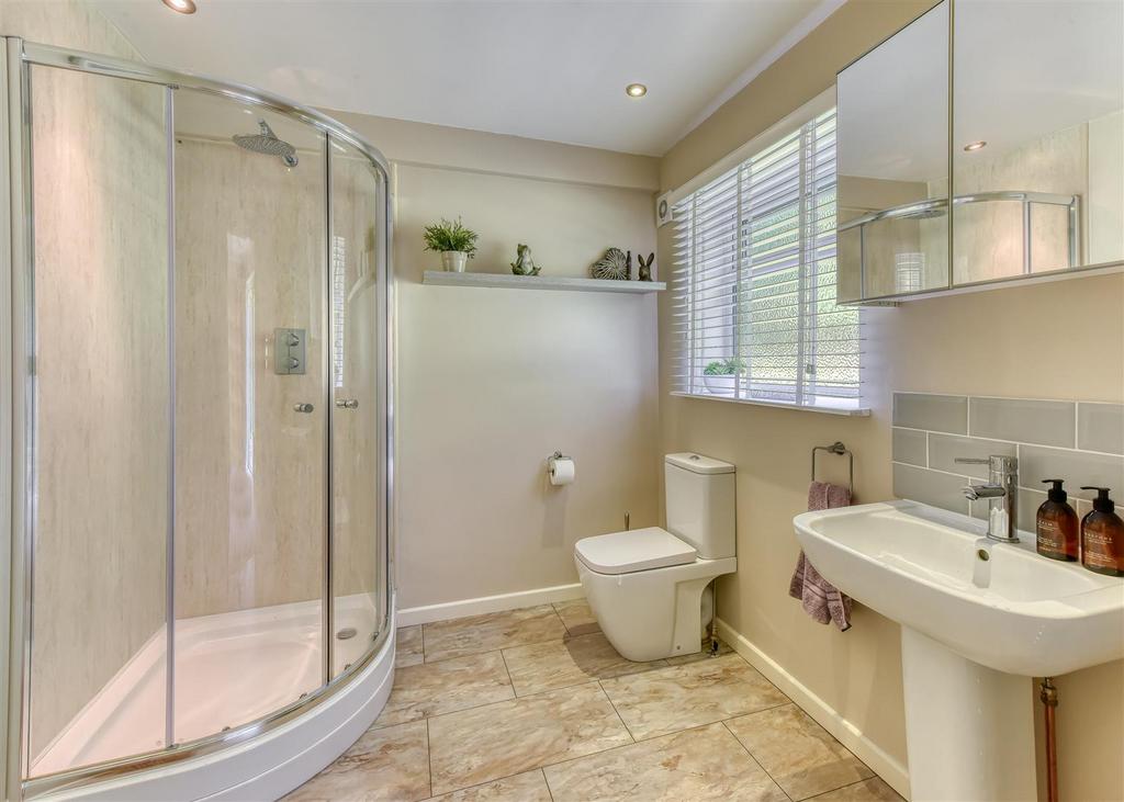 78 Orton Lane-bed2 ensuite.jpg