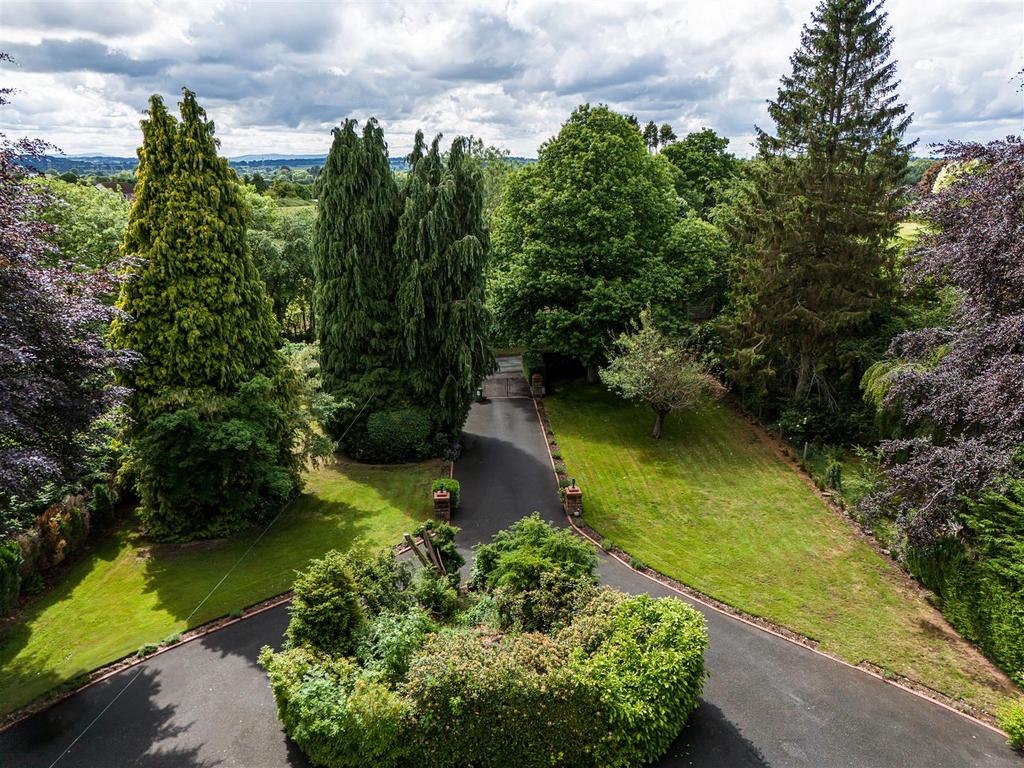 78 Orton Lane-drone-03.jpg