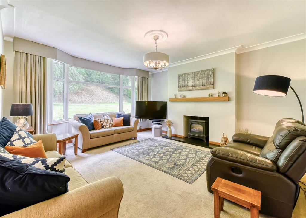 78 Orton Lane-lounge1.jpg