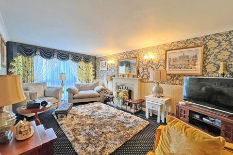 undefined, Woodfield Heights, Tettenhall, WV6