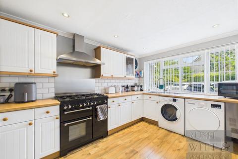 17 Chailey Close, Hastings, TN34 2RG