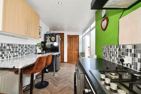 3 bedroom semi-detached house for sale, Stanley Avenue, Inkersall, Chesterfield, S43 3SY