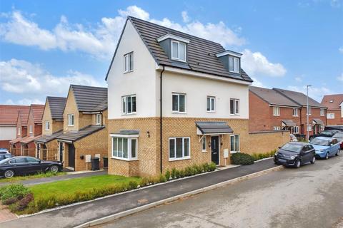 4 bedroom detached house for sale, Inger Drive, Gedling, Nottingham
