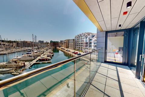 3 bedroom apartment for sale, Harbour Arch Quay, Sutton Harbour, Plymouth.