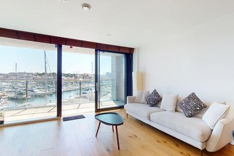 3 bedroom apartment for sale, Harbour Arch Quay, Sutton Harbour, Plymouth.