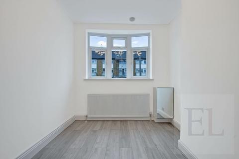 undefined, Greenford Road, Harrow HA1