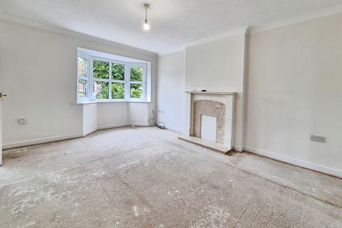 3 bedroom townhouse for sale, New Street, Lees, Oldham, OL4