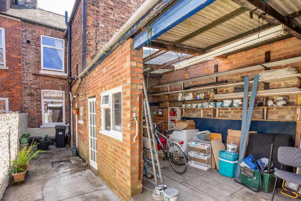 Outbuilding