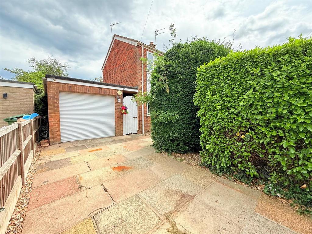 Driveway.jpg