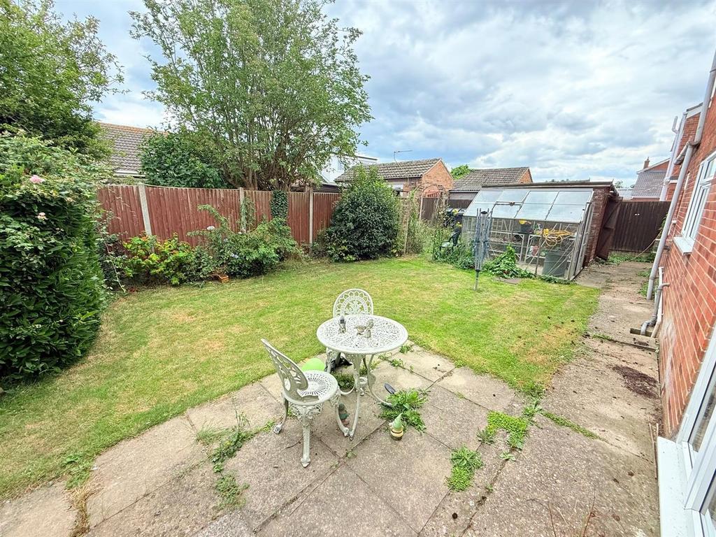 Back garden 2.jpg