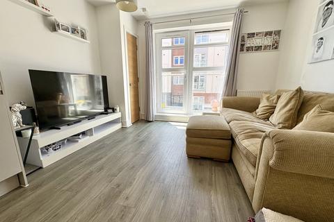 2 bedroom flat for sale, Adams Close, Hamworthy, Poole, BH15