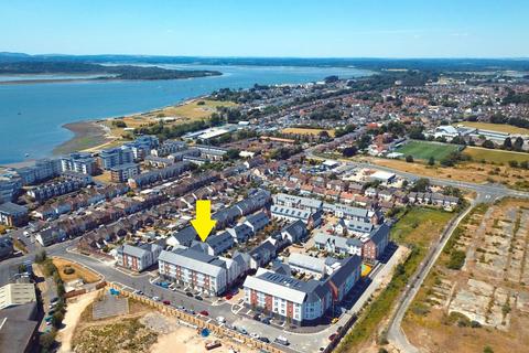 10 Adams Close, Poole, BH15 4FF
