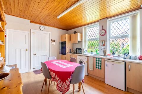 3 bedroom townhouse for sale, Rowntree Avenue, York