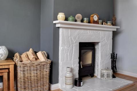 19 Cricketers Field, Staplecross, Robertsbridge, TN32 5QQ