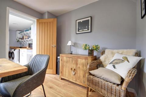 19 Cricketers Field, Staplecross, Robertsbridge, TN32 5QQ