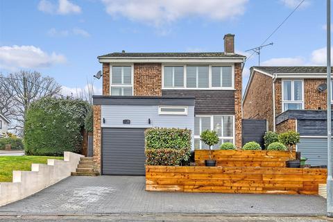 1 Glenside, Billericay, CM11 2LY