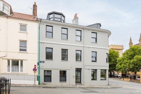 1 bedroom flat for sale, 1 Saumarez Street, St. Peter Port, Guernsey