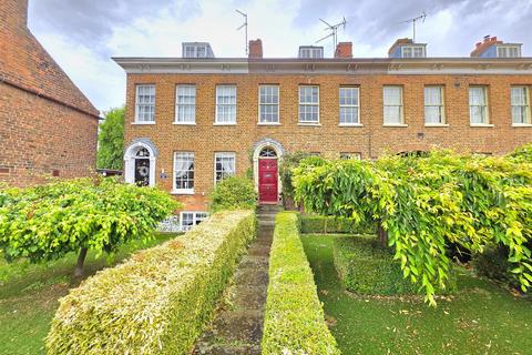 4 bedroom townhouse for sale, Market Street, Long Sutton, Spalding