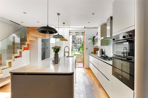 20 Penshurst Road, London, E9 7DX