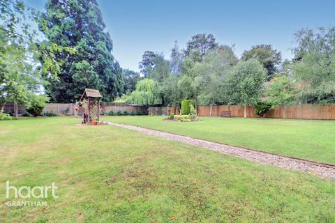 undefined, Beacon Lane, GRANTHAM