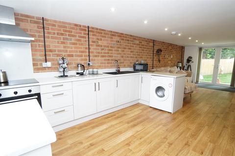 3 bedroom semi-detached house for sale, Park Close, Eccleshill, Bradford