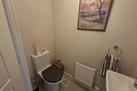 53 Derwent Chase, Waverley, Rotherham, S60 8AT