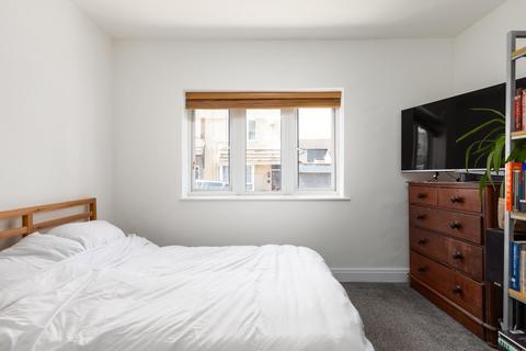 3 bedroom end of terrace house for sale, Sherbourne Street, St George