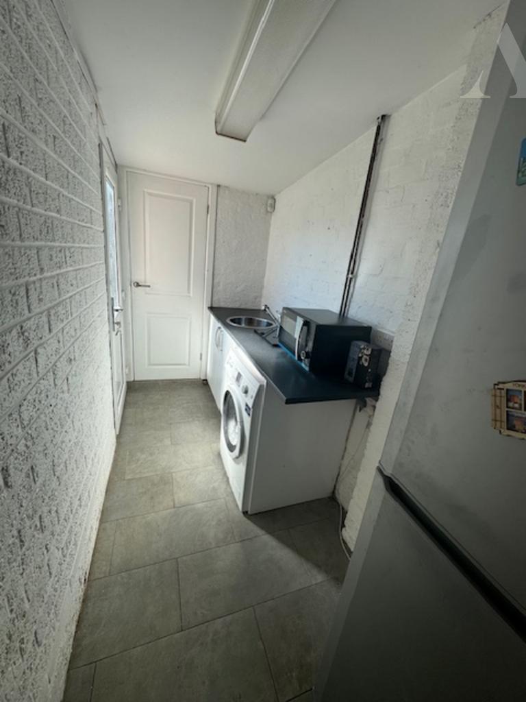 220 Old Croft Lane utility