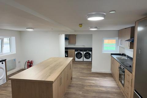 10 bedroom terraced house to rent, Mariner Street, Swansea SA1