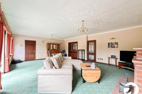 4 bedroom bungalow for sale, London Road, Newington, Sittingbourne, Kent, ME9