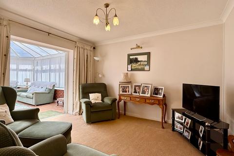 2 bedroom detached bungalow for sale, Highmore Street, Hereford, HR4