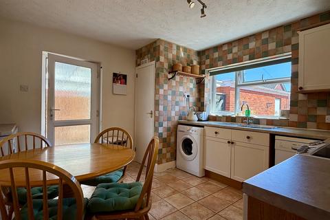 2 bedroom detached bungalow for sale, Highmore Street, Hereford, HR4