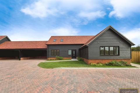 4 bedroom detached house for sale, Coxes Farm Road, Billericay