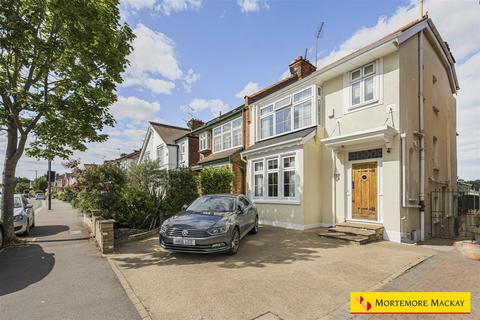 4 bedroom semi-detached house for sale, Green Dragon Lane, London